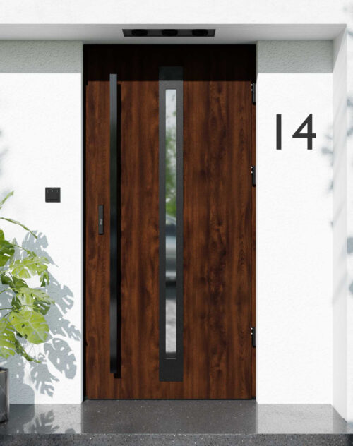 Drzwi zewnętrzne do domu z pochwytem i ościeżnicą drewnianą Otto 34 Noir Matt w systemie Wood extra