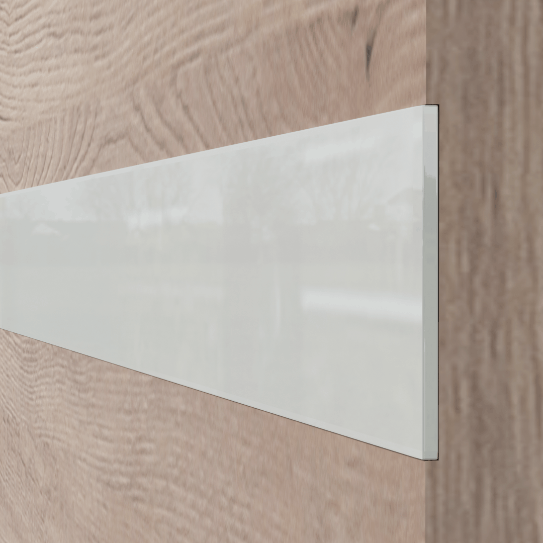 Detal białego szkła Lacobel